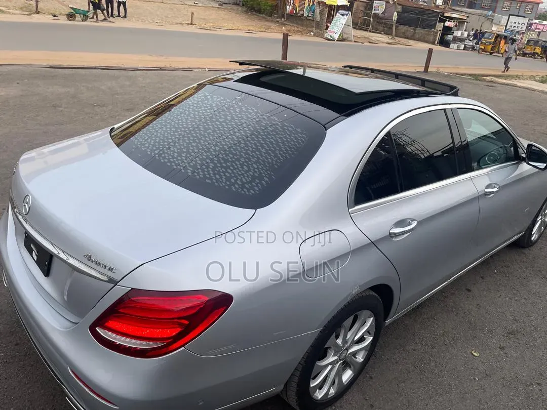 Mercedes-Benz E400 2017 Silver