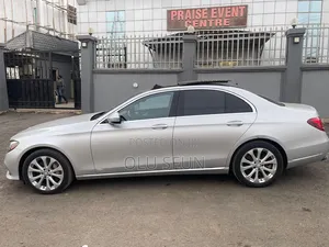 Mercedes-Benz E400 2017 Silver
