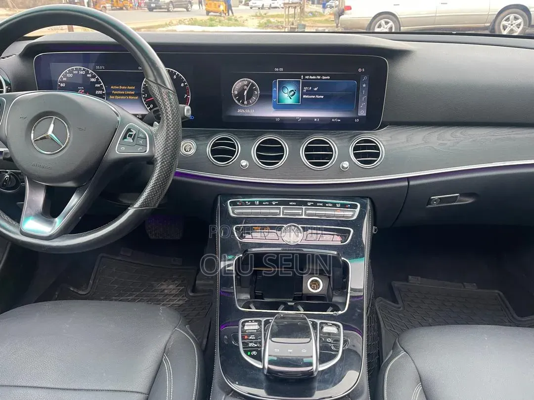 Mercedes-Benz E400 2017 Silver