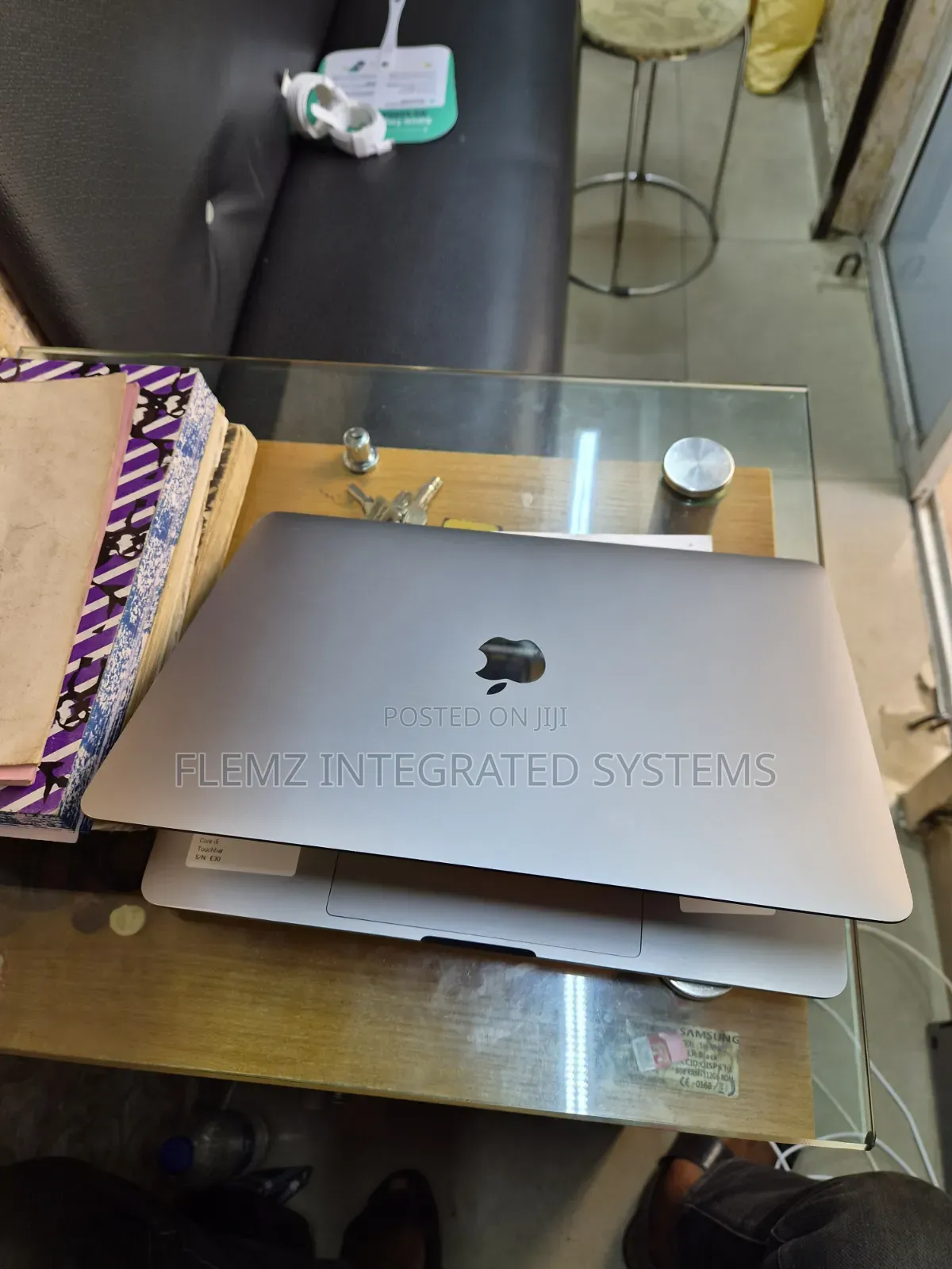 Laptop Apple MacBook Pro 2018 16GB Intel Core i5 SSD 512GB
