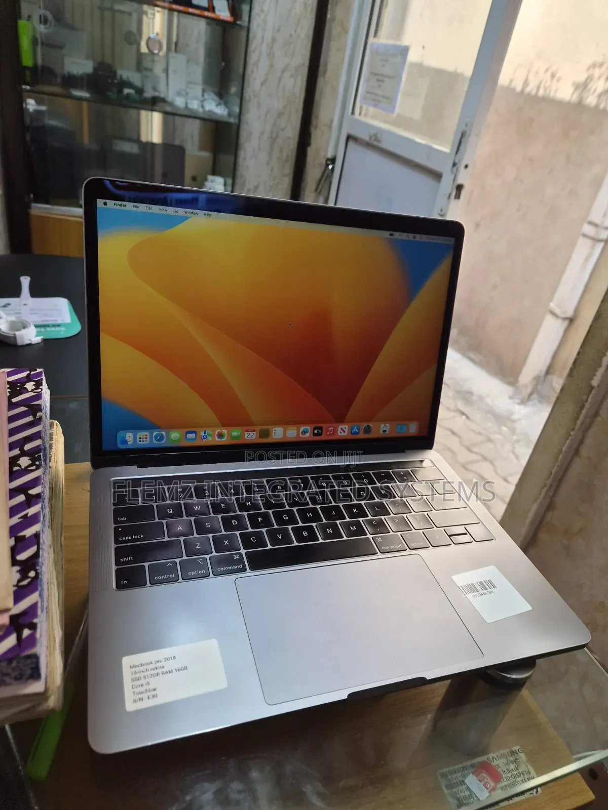 Laptop Apple MacBook Pro 2018 16GB Intel Core i5 SSD 512GB