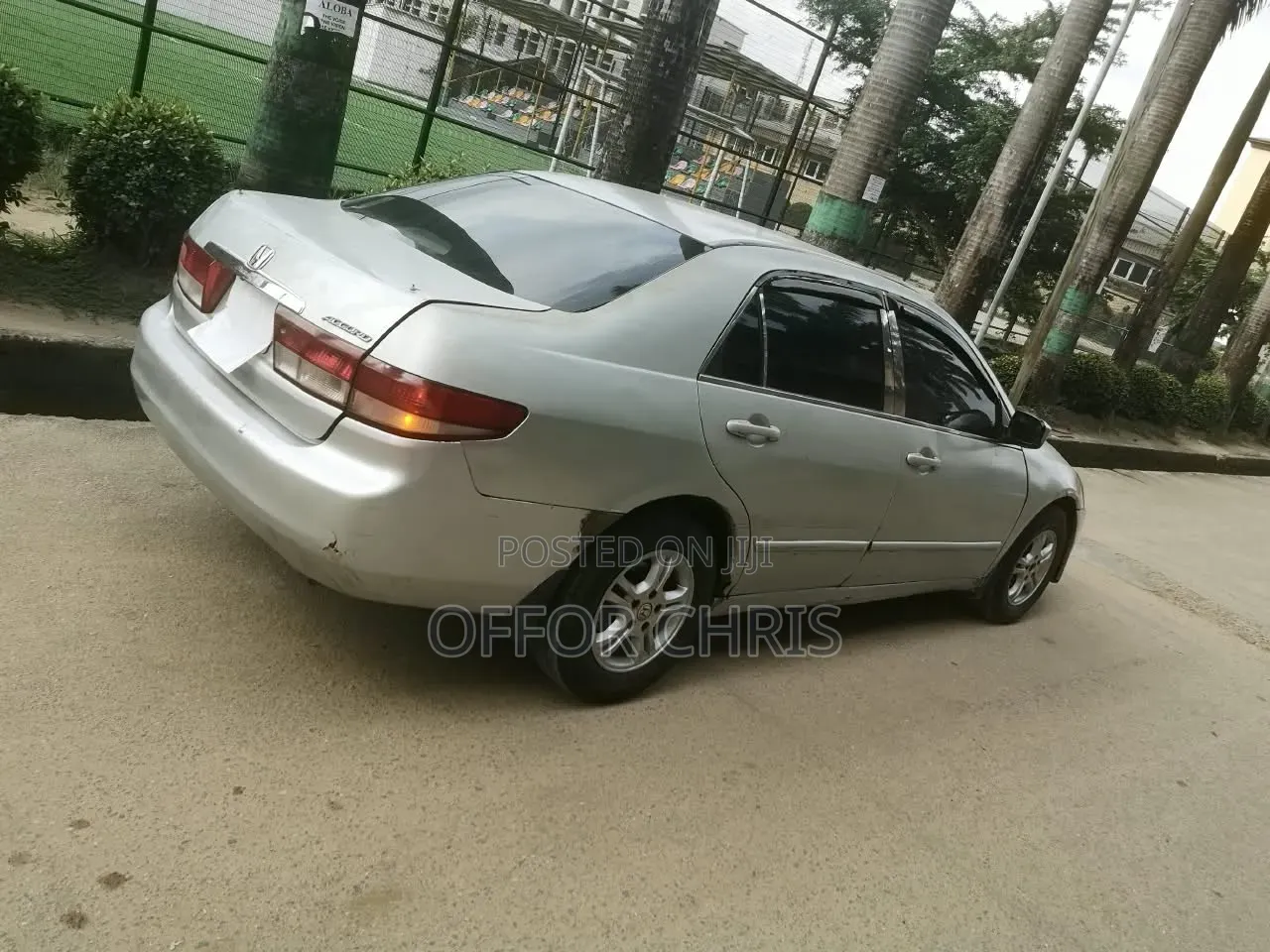 Honda Accord 2004 Silver