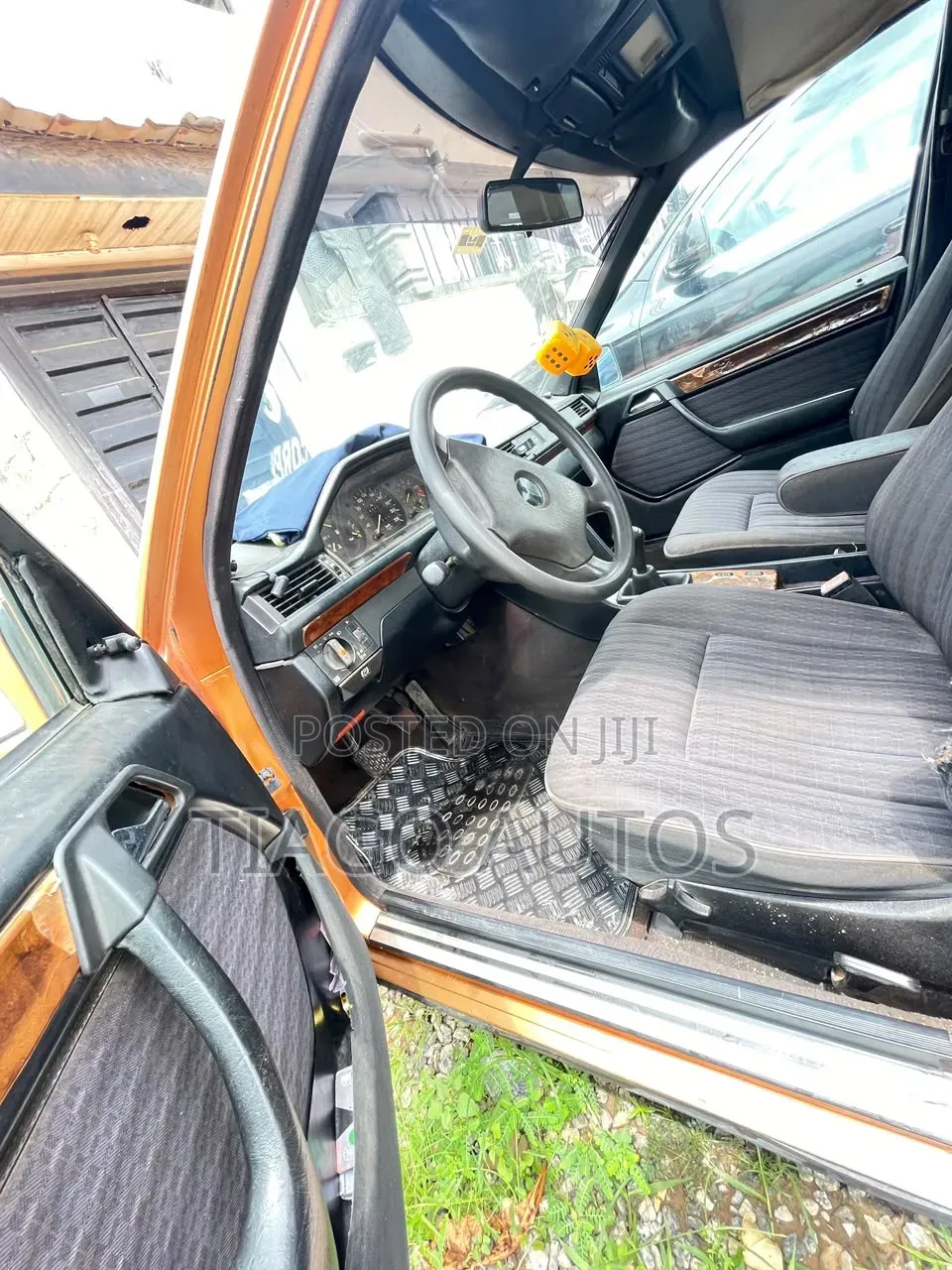 Mercedes-Benz V-Class 1995 Gold