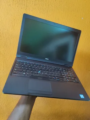Laptop Dell Latitude 5580 8GB Intel Core i5 SSD 128GB