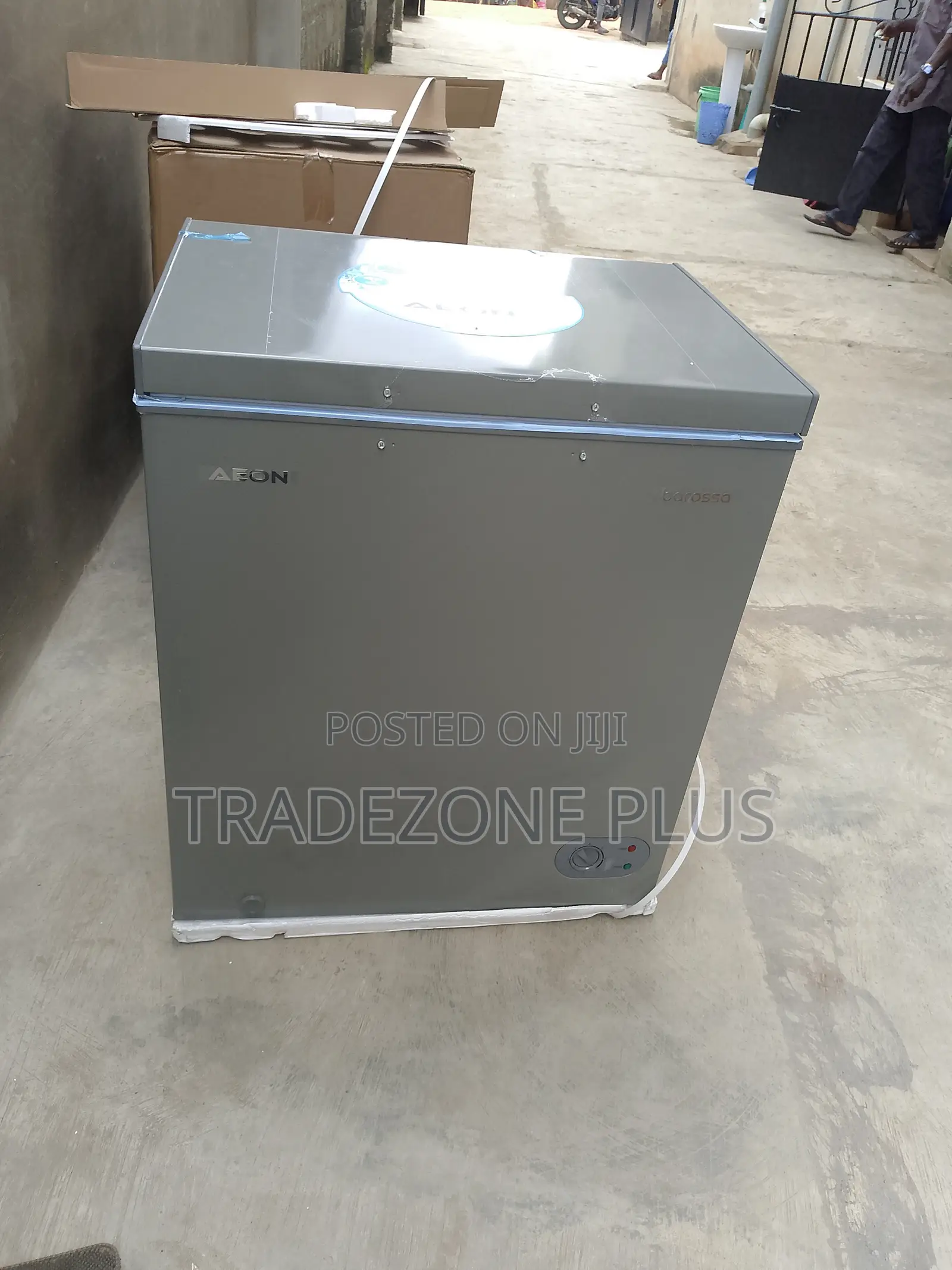 Aeon Compact Chest Freezer 150L ACF150GK