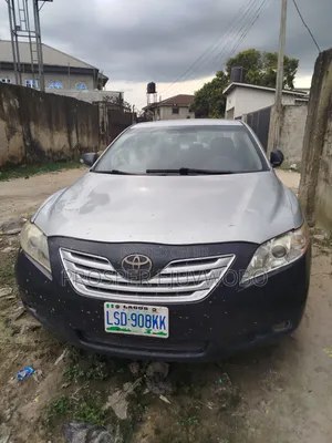 Toyota Camry LE 4dr Sedan (2.4L 4cyl 5A) 2008 Gray