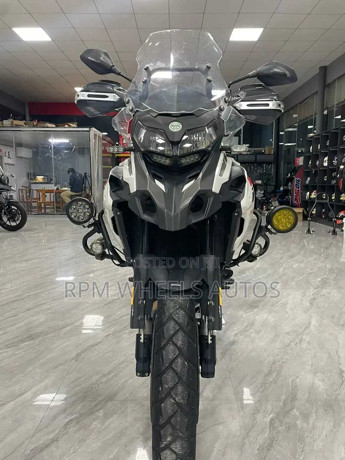 Benelli 502C 2019 White