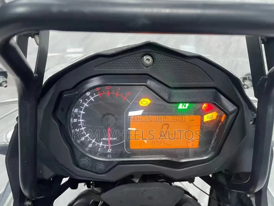 Benelli 502C 2019 White