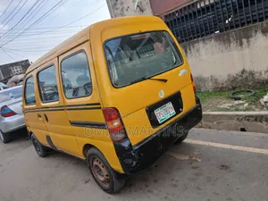 Suzuki APV Minibus 2004 Yellow