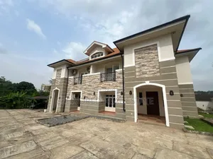 4bdrm Duplex in Agodi Gra for rent