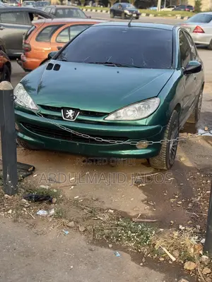 Peugeot 206 2005 Green