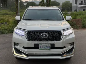Toyota Land Cruiser Prado 2021 White