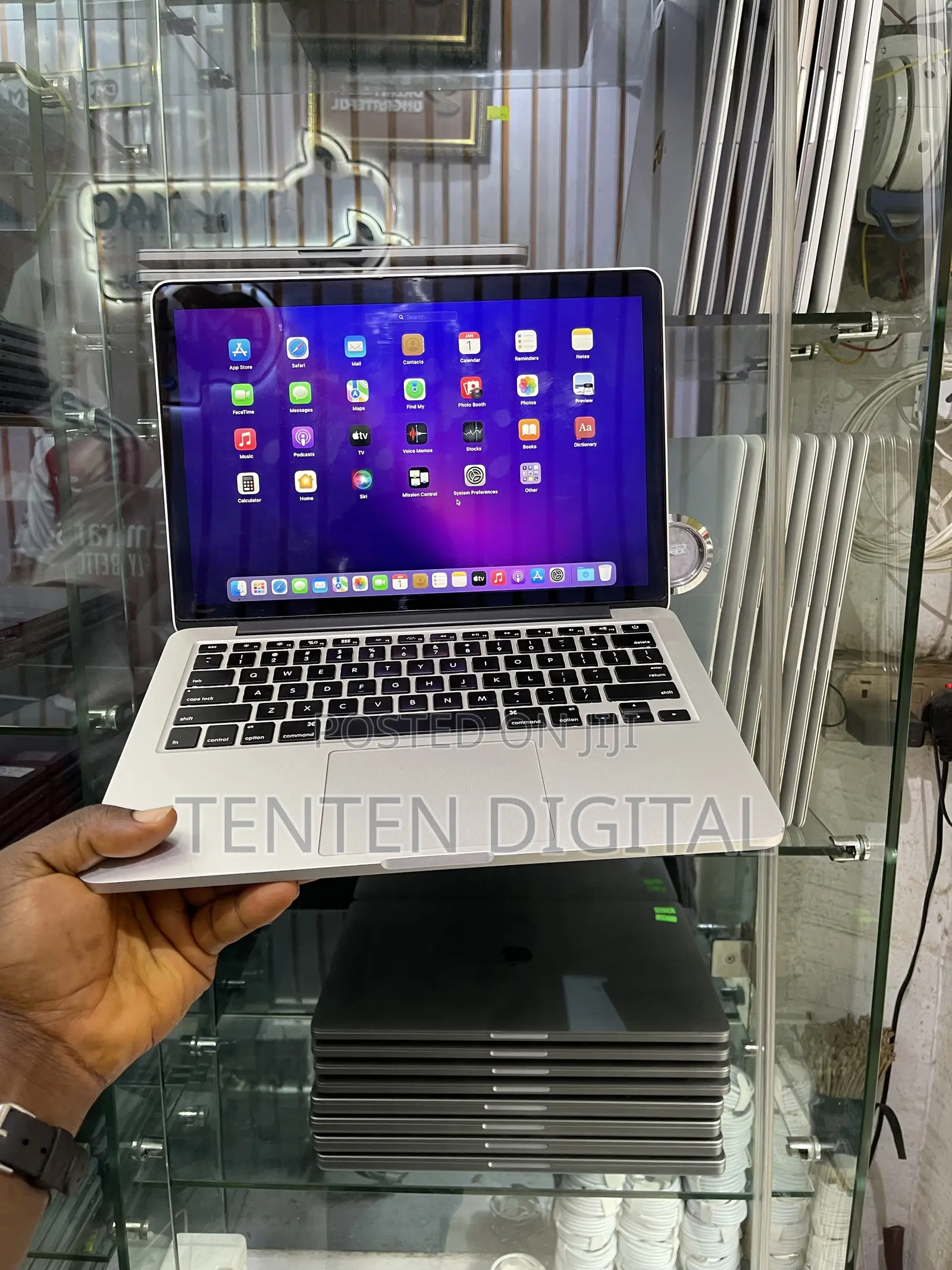 Laptop Apple MacBook Pro 2015 8GB Intel Core i5 SSD 256GB