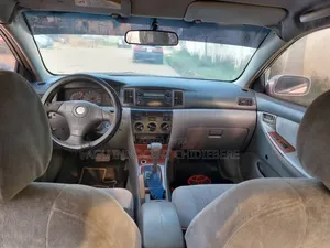 Toyota Corolla 2004 Silver