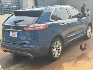 Ford Edge Titanium FWD 2020 Blue