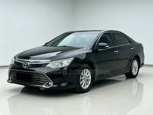 Toyota Camry 2017 Black
