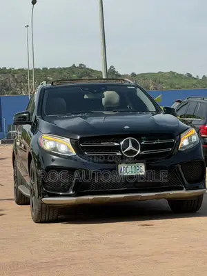 Mercedes-Benz GLE-Class 2017 Black