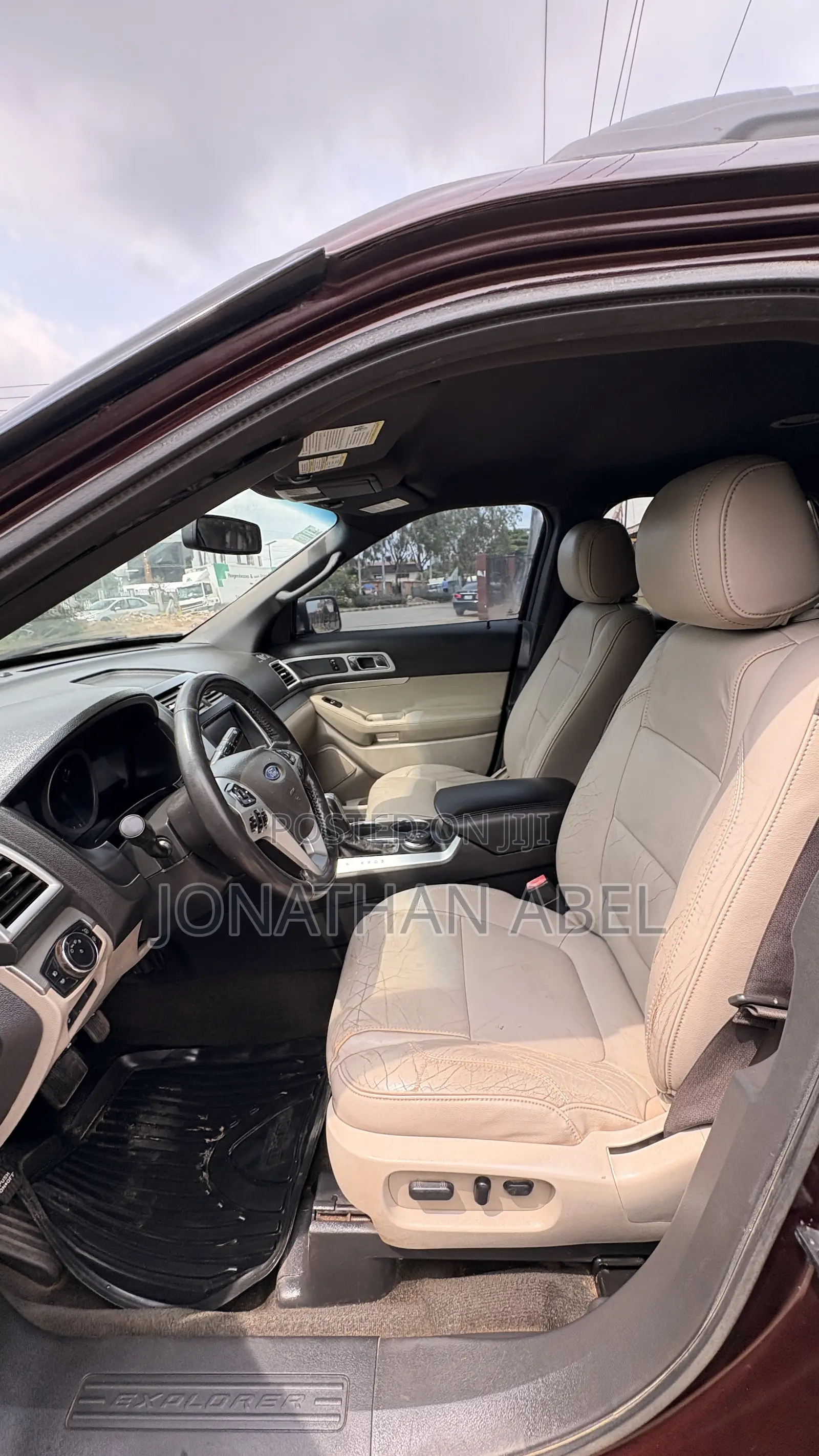 Ford Explorer 2013 Burgundy
