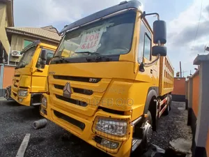 Howo Tippnig Truck 10 Tyres