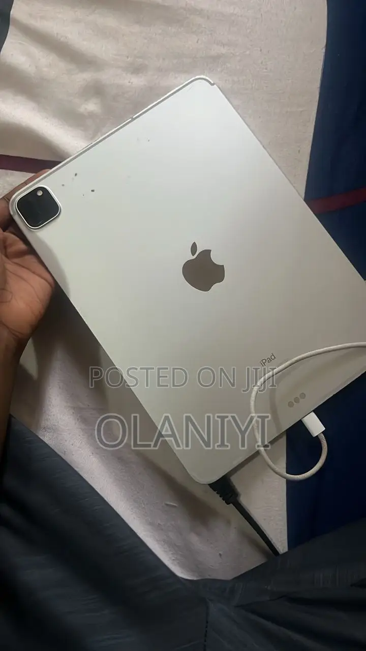 Apple iPad Pro 11 (2020) 128 GB Gray