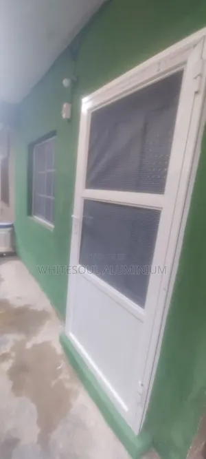 Luxury Retractable Pleated Mosquito Nets for Windows and Doors