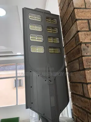 NEWVEW 400W All in One Solar Lamp for Hospital Car Parks