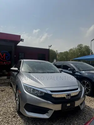 Honda Civic LX Sedan 2018 Silver
