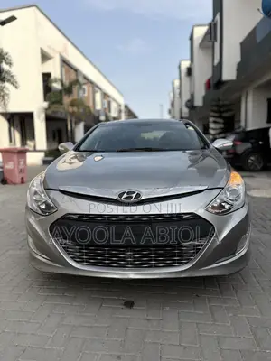 Hyundai Sonata Hybrid 2013 Silver