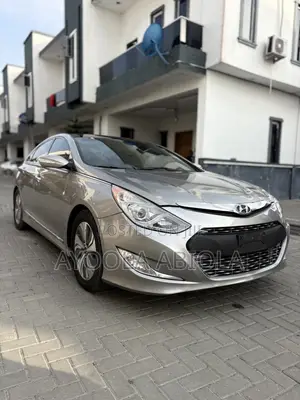 Hyundai Sonata Hybrid 2013 Silver