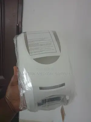 Automatic Sanitizer Dispenser for Clinics and Laboratories