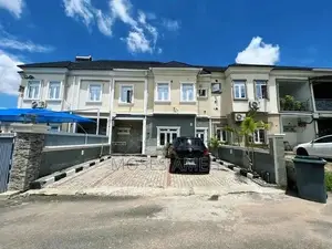 4bdrm Duplex in Idu for rent