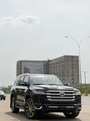 Toyota Land Cruiser 4.5 V8 VXR 2021 Black