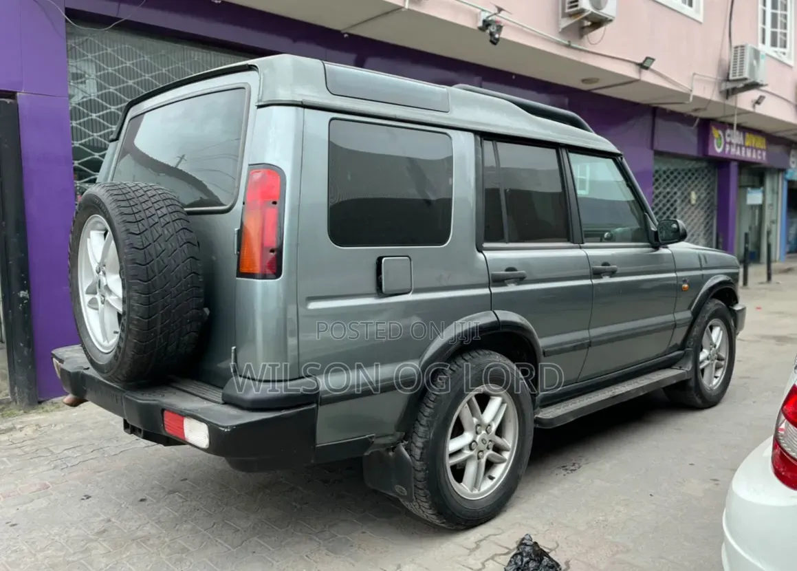 Land Rover Discovery 2004 Black