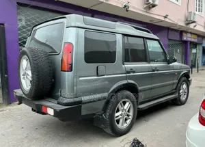 Land Rover Discovery 2004 Black