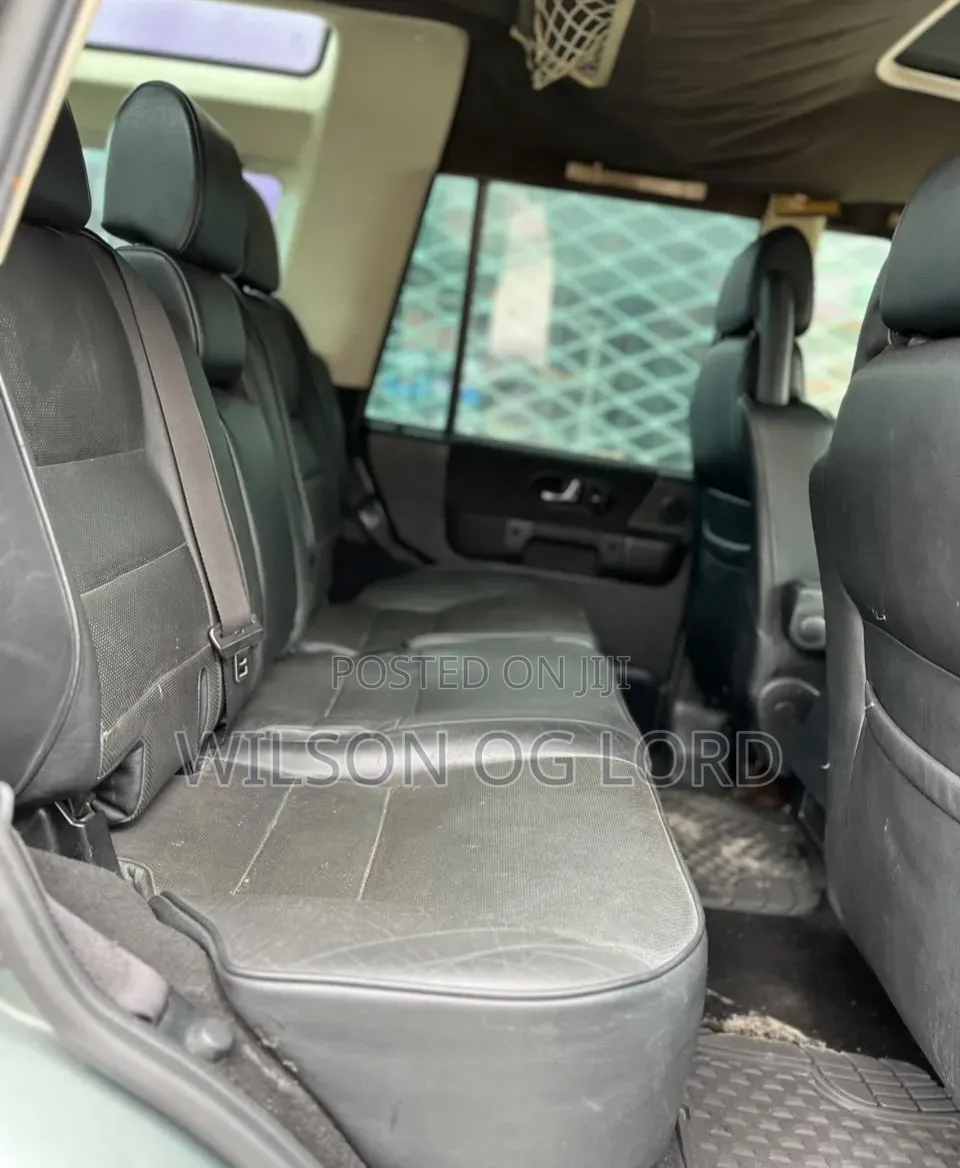 Land Rover Discovery 2004 Black