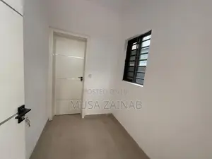 5bdrm Apartment in Pine Wood Estate, Lekki Phase 1 for sale