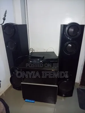 LG 1000walts Home Theatre