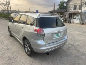 Toyota Matrix XR Hatchback AWD (1.8L 4cyl 4A) 2006 Silver