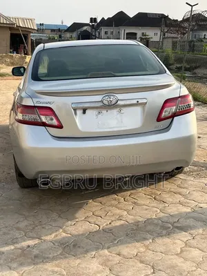 Toyota Camry 2008 Silver