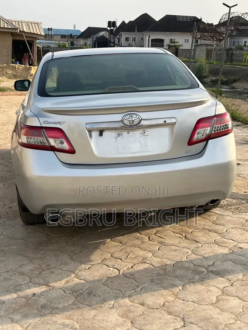 Toyota Camry 2008 Silver