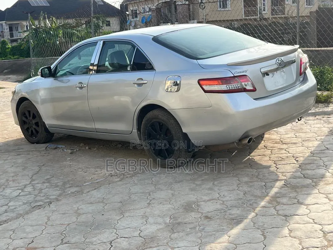 Toyota Camry 2008 Silver