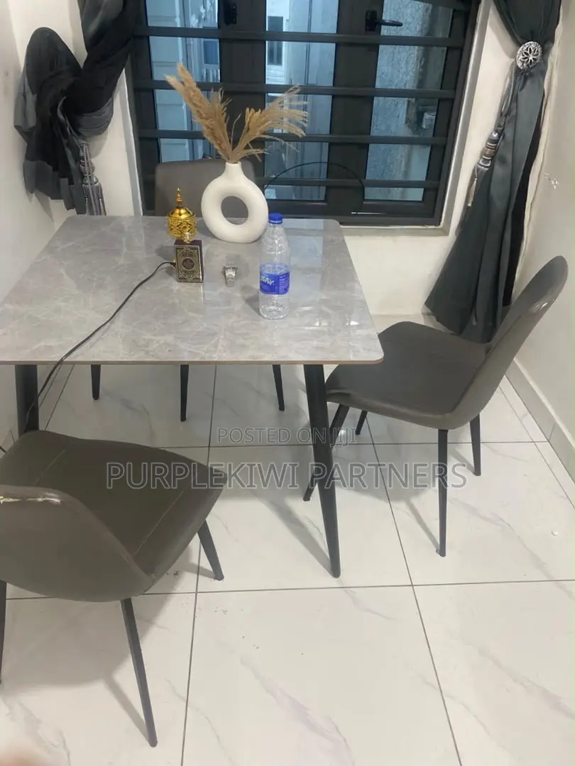 Dinning Table