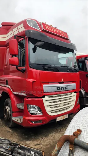 Super High Grade Tokunbo DAF Cf Truck Head 2016 Automatic Gear