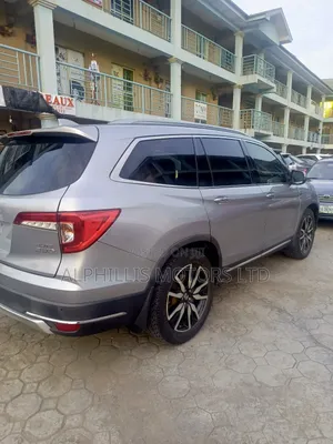 Honda Pilot 2019 Silver