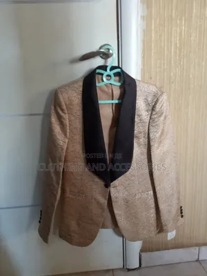 Gold Spider Wed Design Dino Man Suit