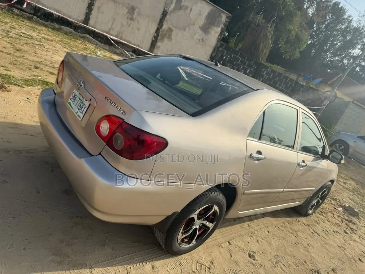 Toyota Corolla 2004 Gold