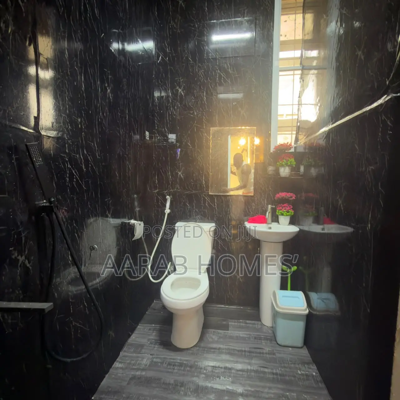 Studio Apartment Shotlet
