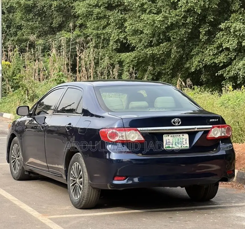 Toyota Corolla 2011 Blue