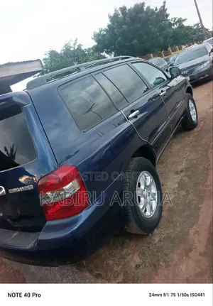 Toyota Highlander 2005 Blue