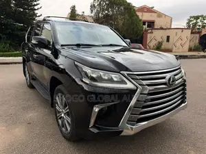 Lexus LX 570 AWD 2017 Black